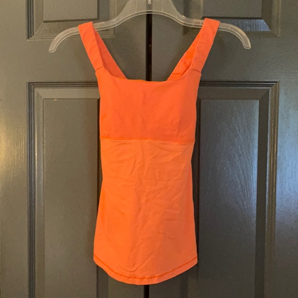 Lululemon cross tank with built in bra - Picture 1 of 5
